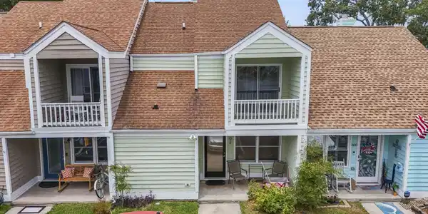 802 Myrtle Ct.