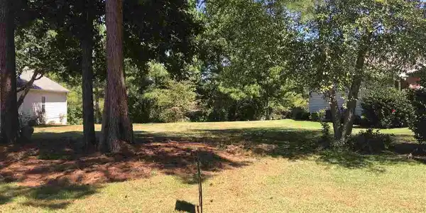 Lot 20 Golf Ave.