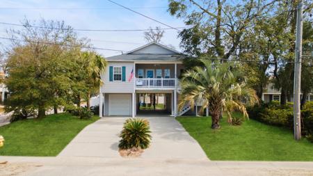528 6th Ave. S