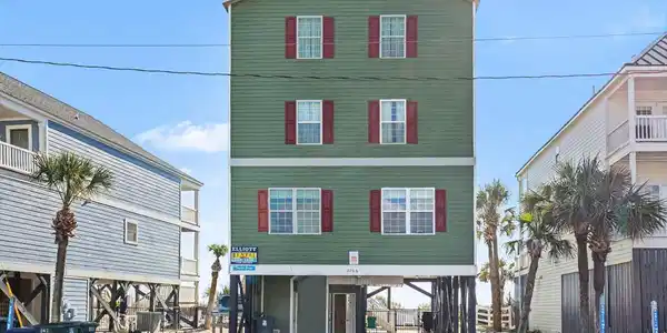 3206 N Ocean Blvd.