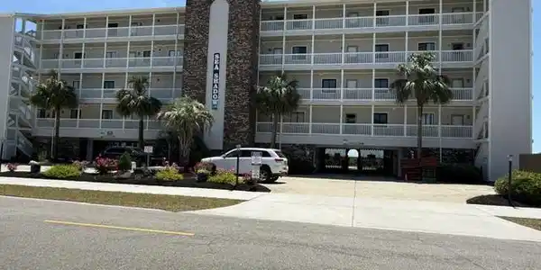 811 Ocean Blvd. N