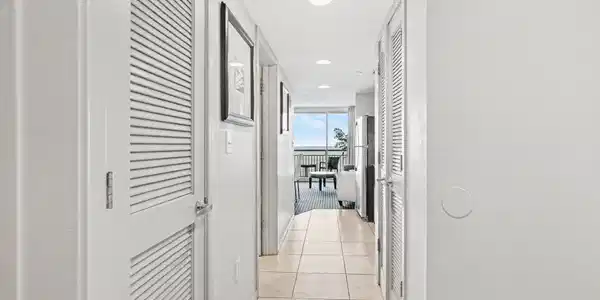 Image 4 Image 4
