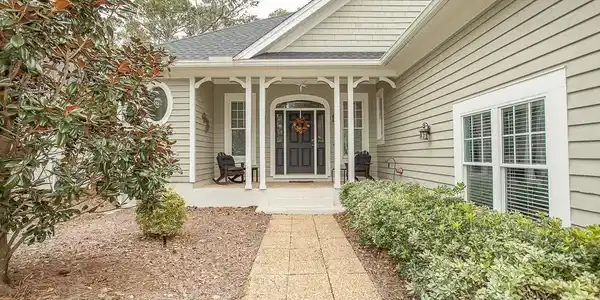 812 Morrall Dr.