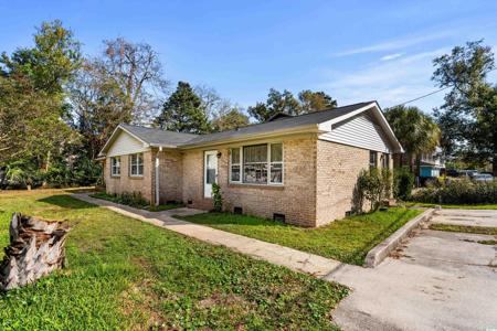 626 Surfside Dr.