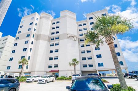 5800 N Ocean Blvd.