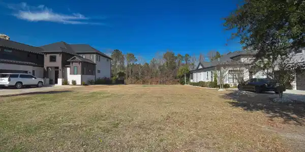 927 Shipmaster Ave.