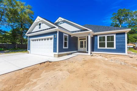 4090 Lake Shore Dr.