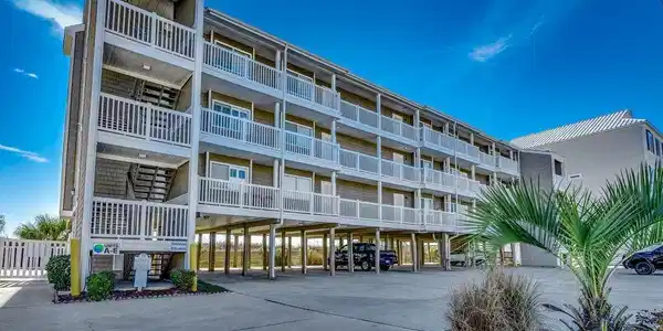 4800 N Ocean Blvd.