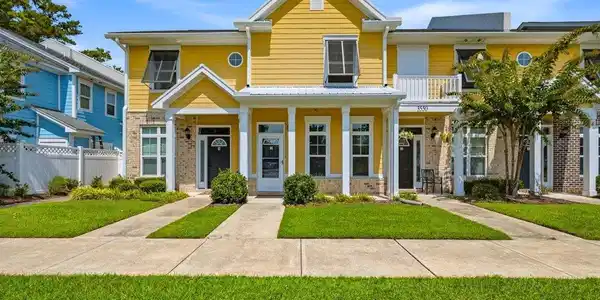 3550 Pampas Dr.