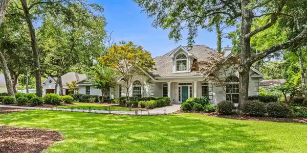 222 Myrtle Ln.