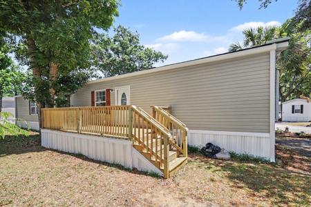 530 Key Largo Ave.