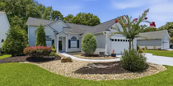 1674 Sedgefield Dr.