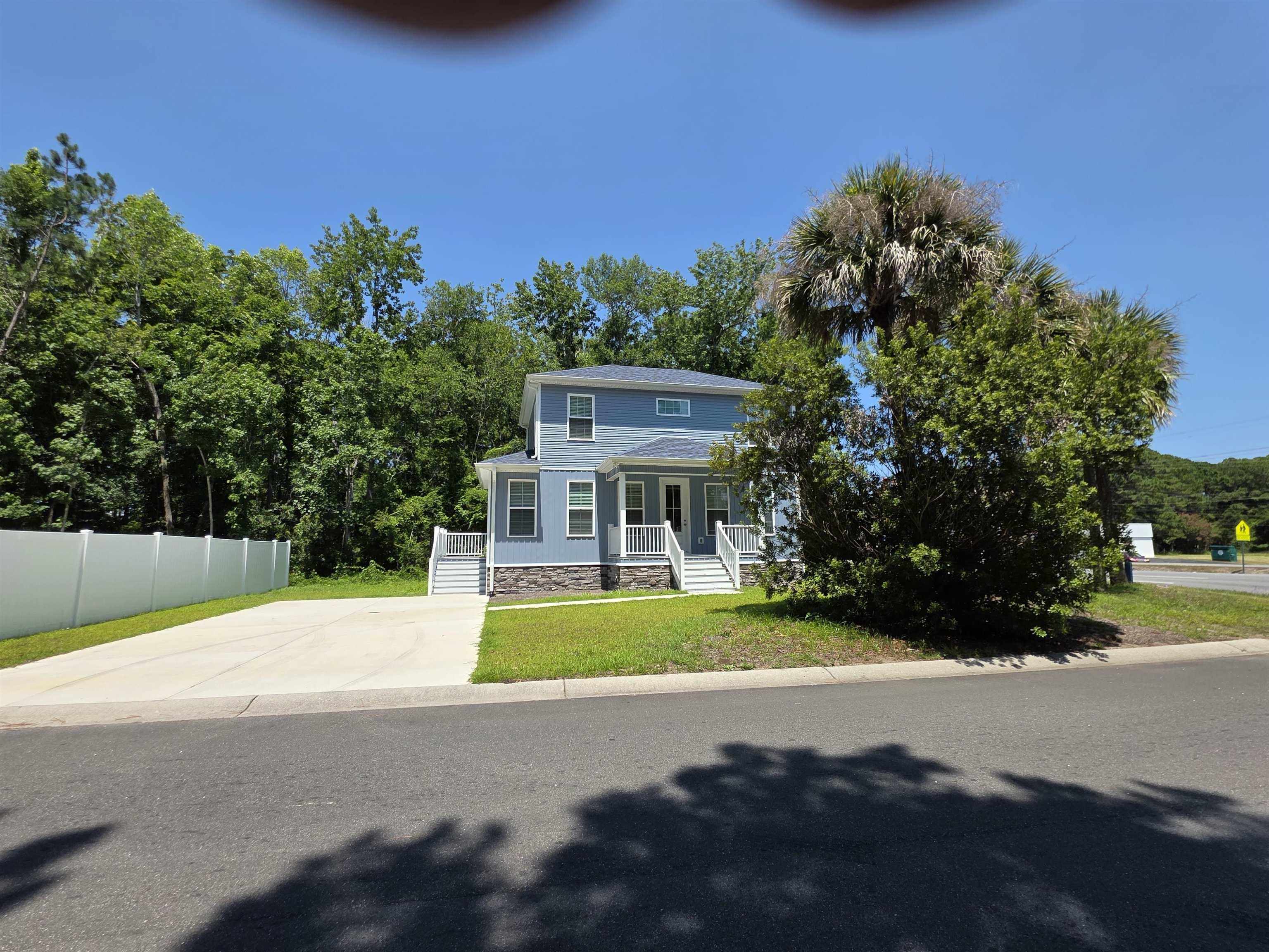 Image 1 Image 1