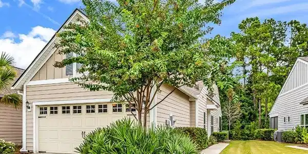6013 Tramonto St.