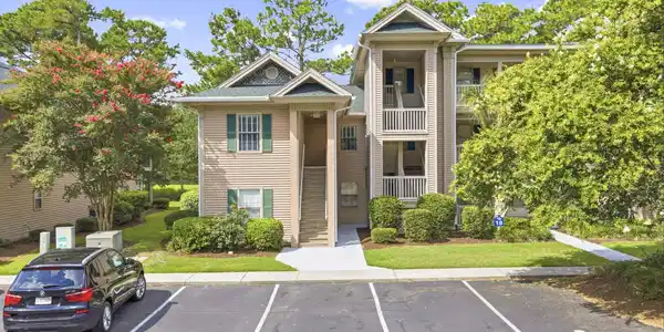 504 Pinehurst Ln.