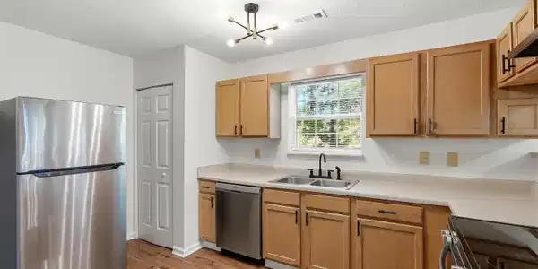 Image 4 Image 4