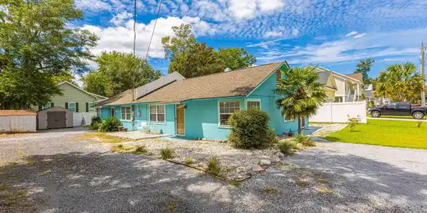 333 15th Ave. S