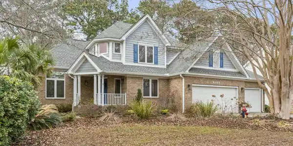 2189 Wentworth Dr.