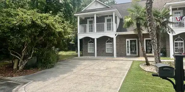 1411 Cane St.