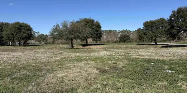 Lot 7 Cravens Grant