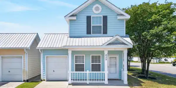 629 Surfsong Way