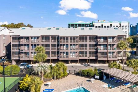207 N Ocean Blvd.