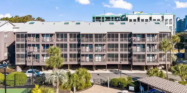 207 N Ocean Blvd.