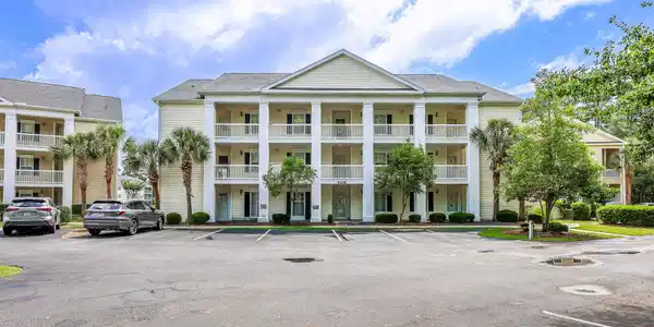 643 Woodmoor Dr.
