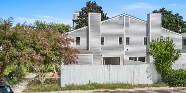 606 36th Ave. N