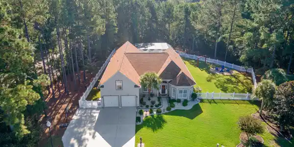 4650 Ironwood Dr.