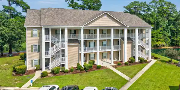 5804 Longwood Dr.