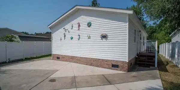 353 Misty Breeze Ln.