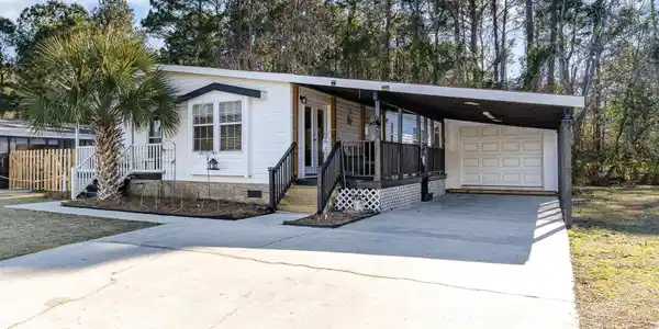 706 Oliver Dr.