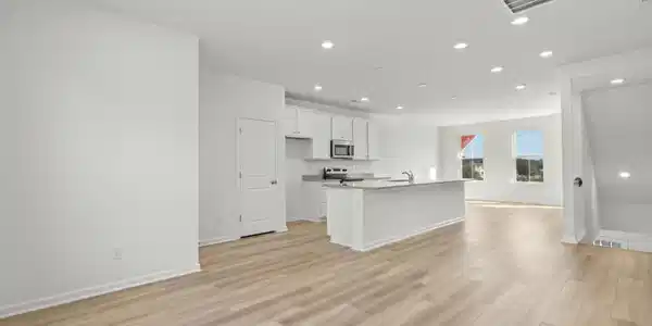 Image 4 Image 4