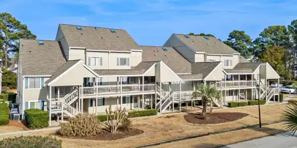 1920 Bent Grass Dr.