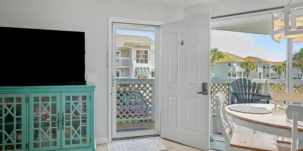 Image 4 Image 4