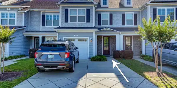 2406 Kings Bay Dr.