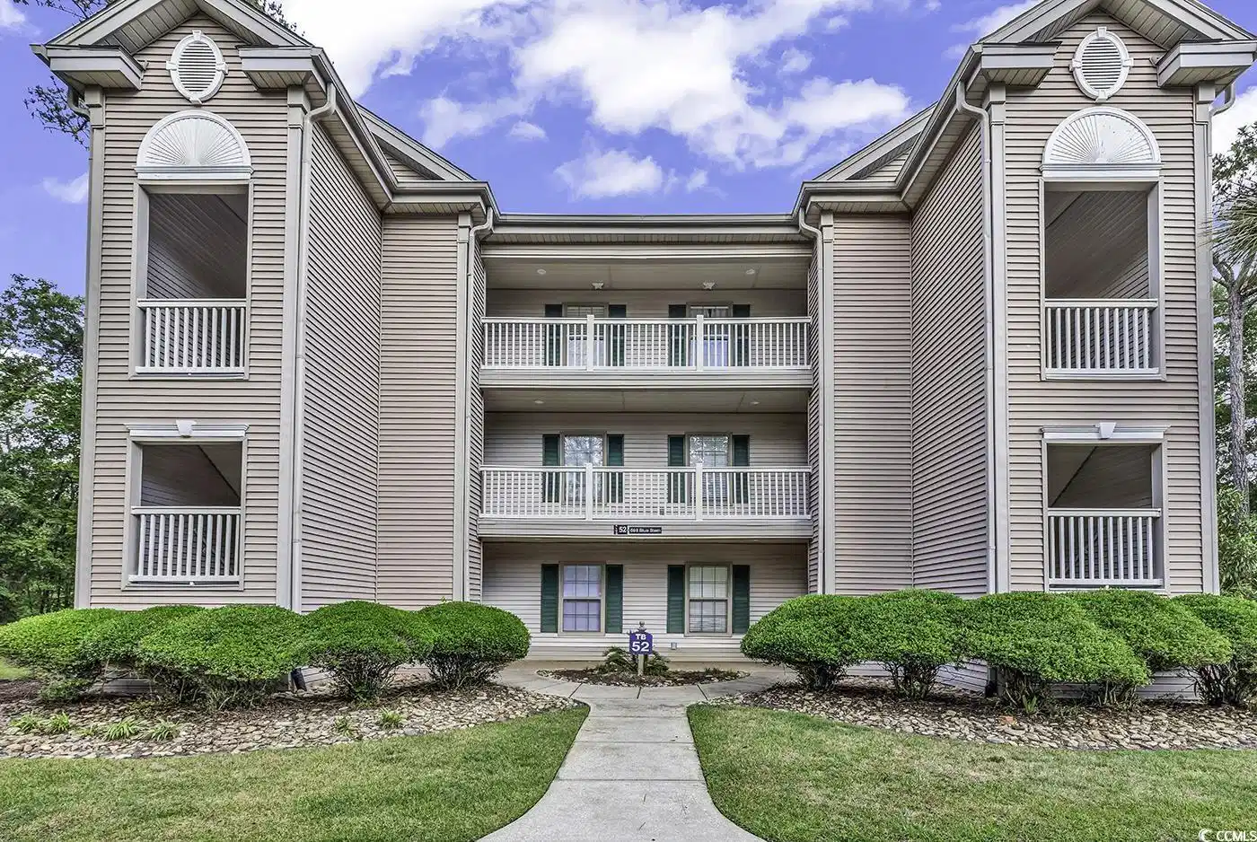 Image 1: View of building exterior Image 1: View of building exterior