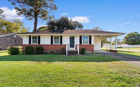 1071 Oak Dr.