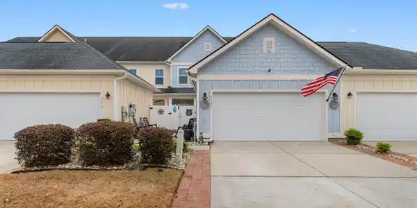 2408 Heritage Loop