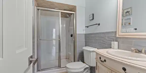 Image 4 Image 4