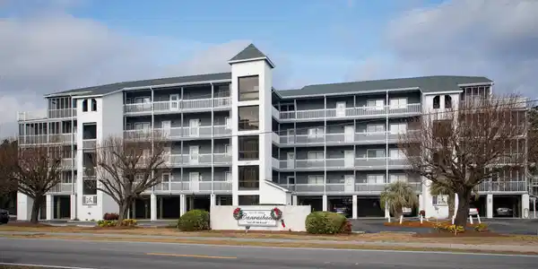 305 N Hillside Dr.
