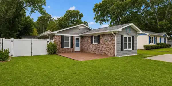 715 Cypress Dr.
