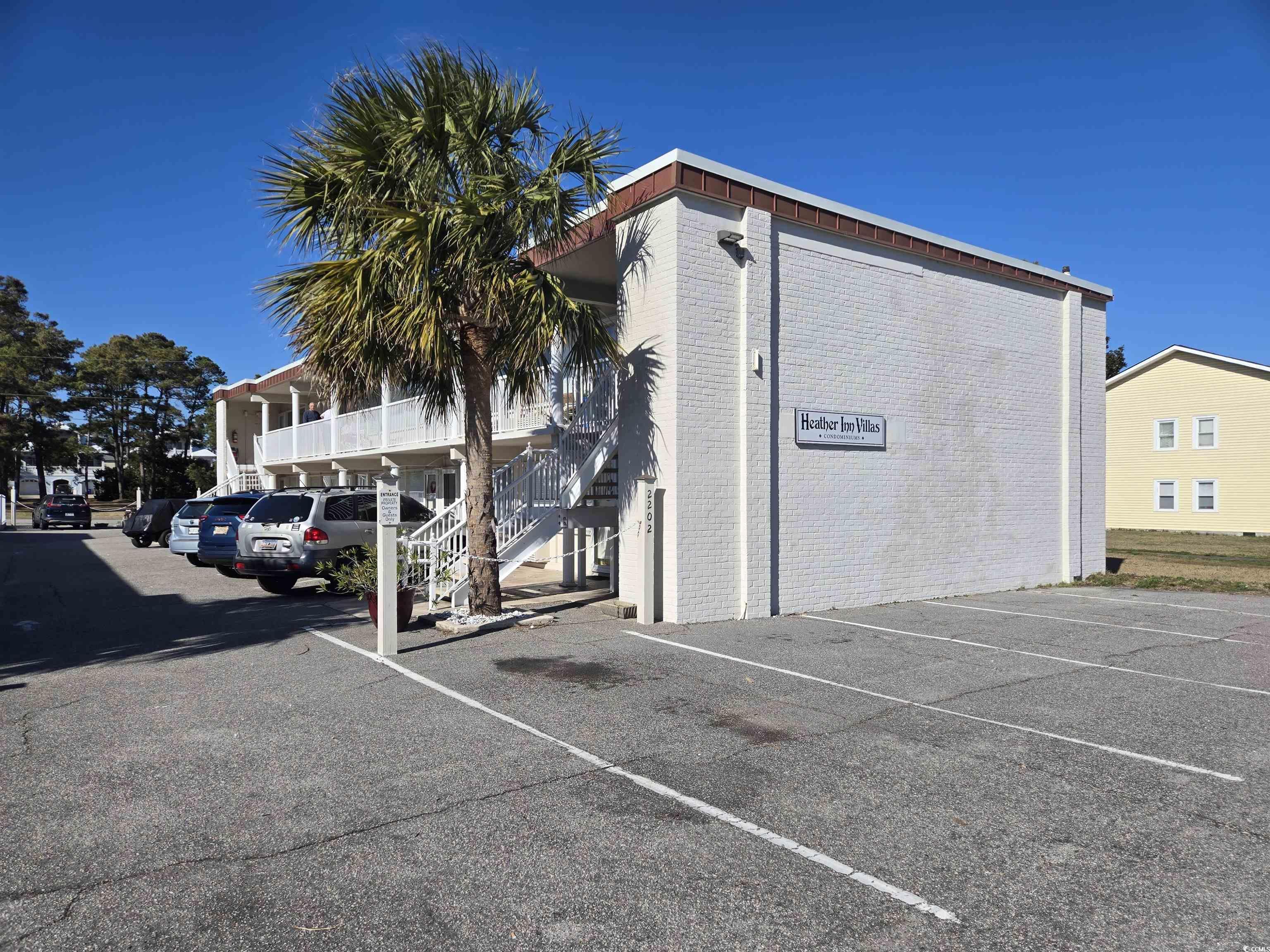Image 3: View of building exterior Image 3: View of building exterior