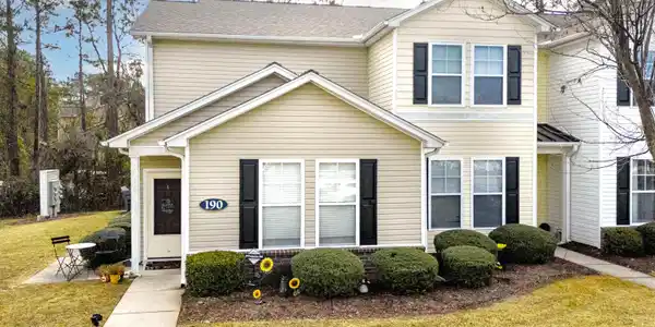 190 Olde Towne Way