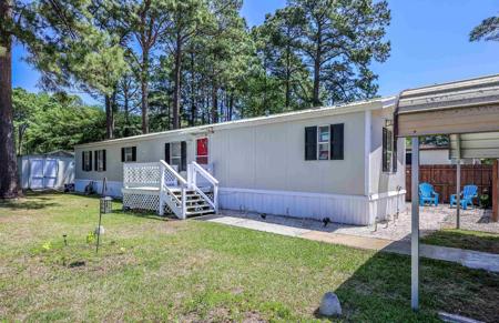 11 Spinnaker Ln.