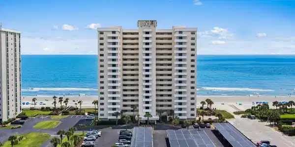 10100 Beach Club Dr.