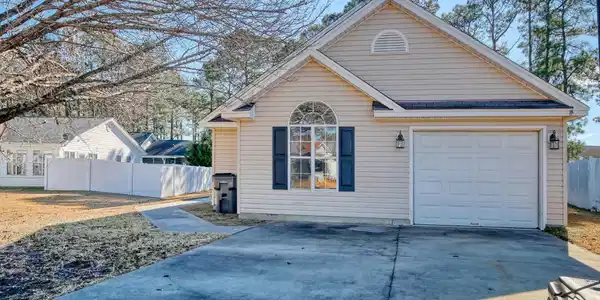 105 Wagon Wheel Ln.
