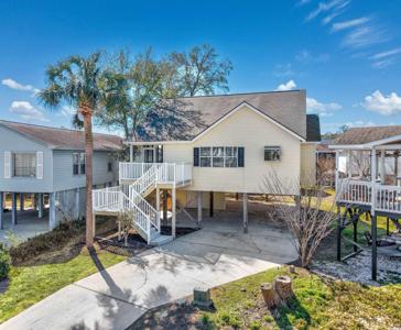 919 Salt Pl.