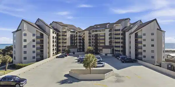 100 Lands End Blvd.